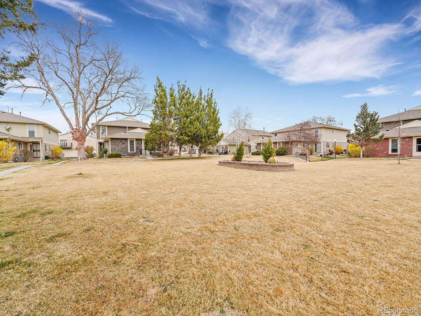 MLS Image #12 for 1250 s monaco parkway,denver, Colorado