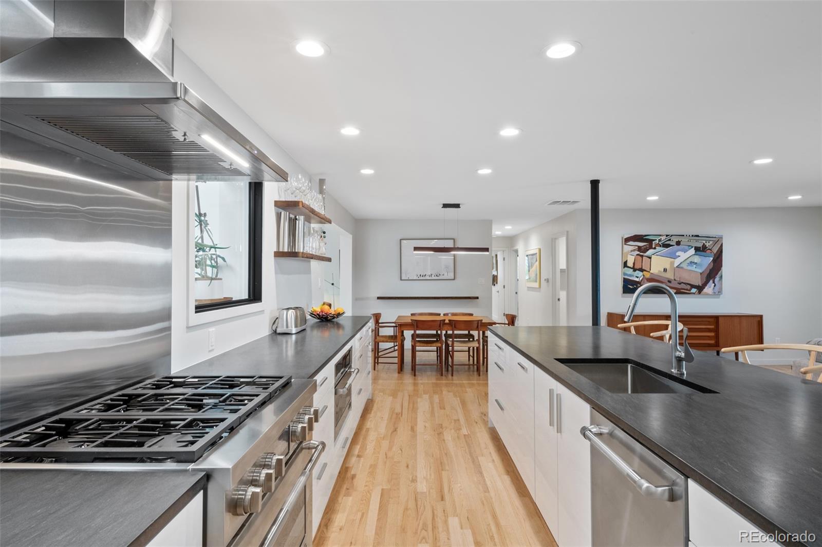 MLS Image #13 for 2070  willow lane,lakewood, Colorado