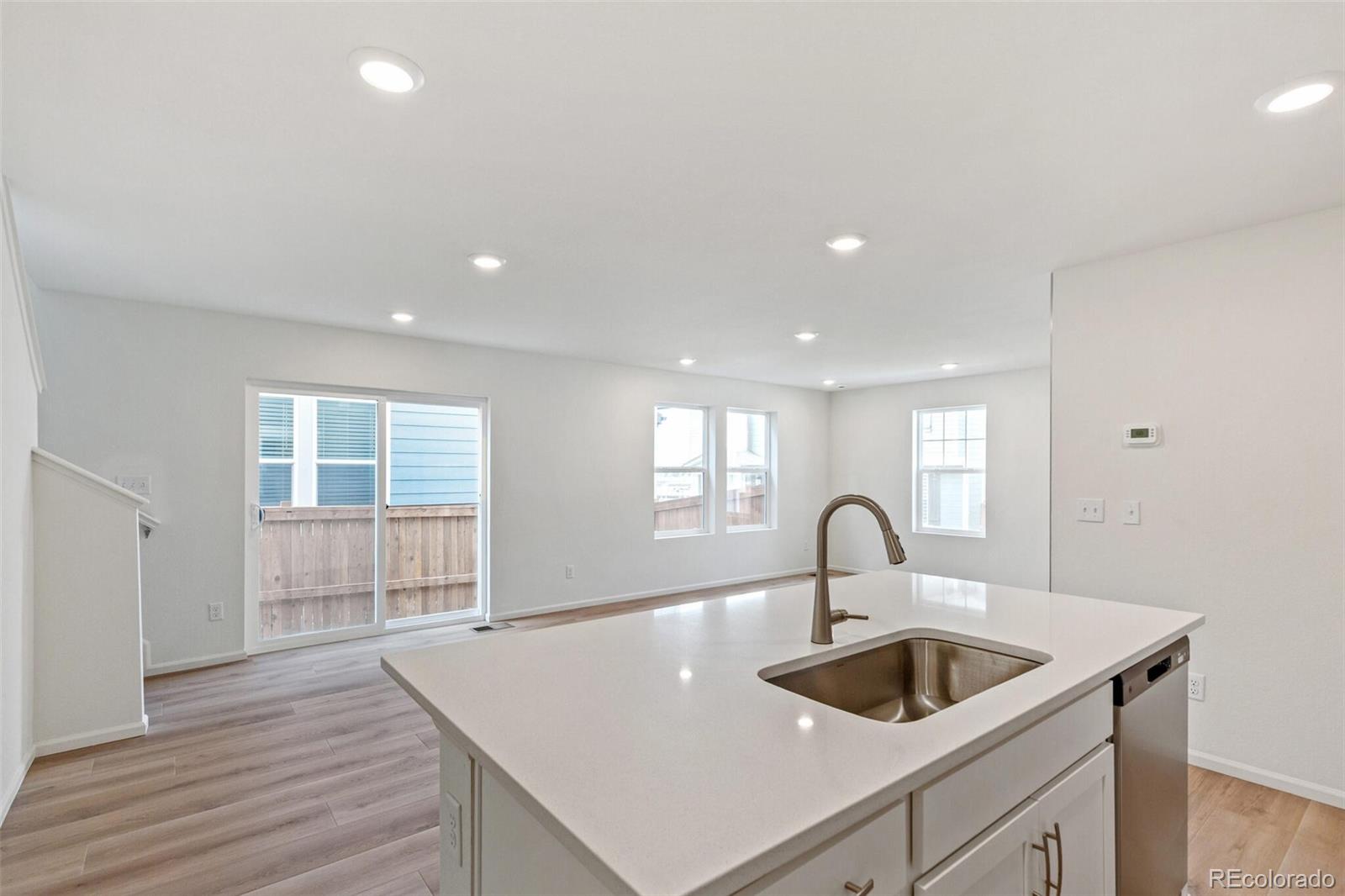 MLS Image #14 for 28616 e 6th place,watkins, Colorado