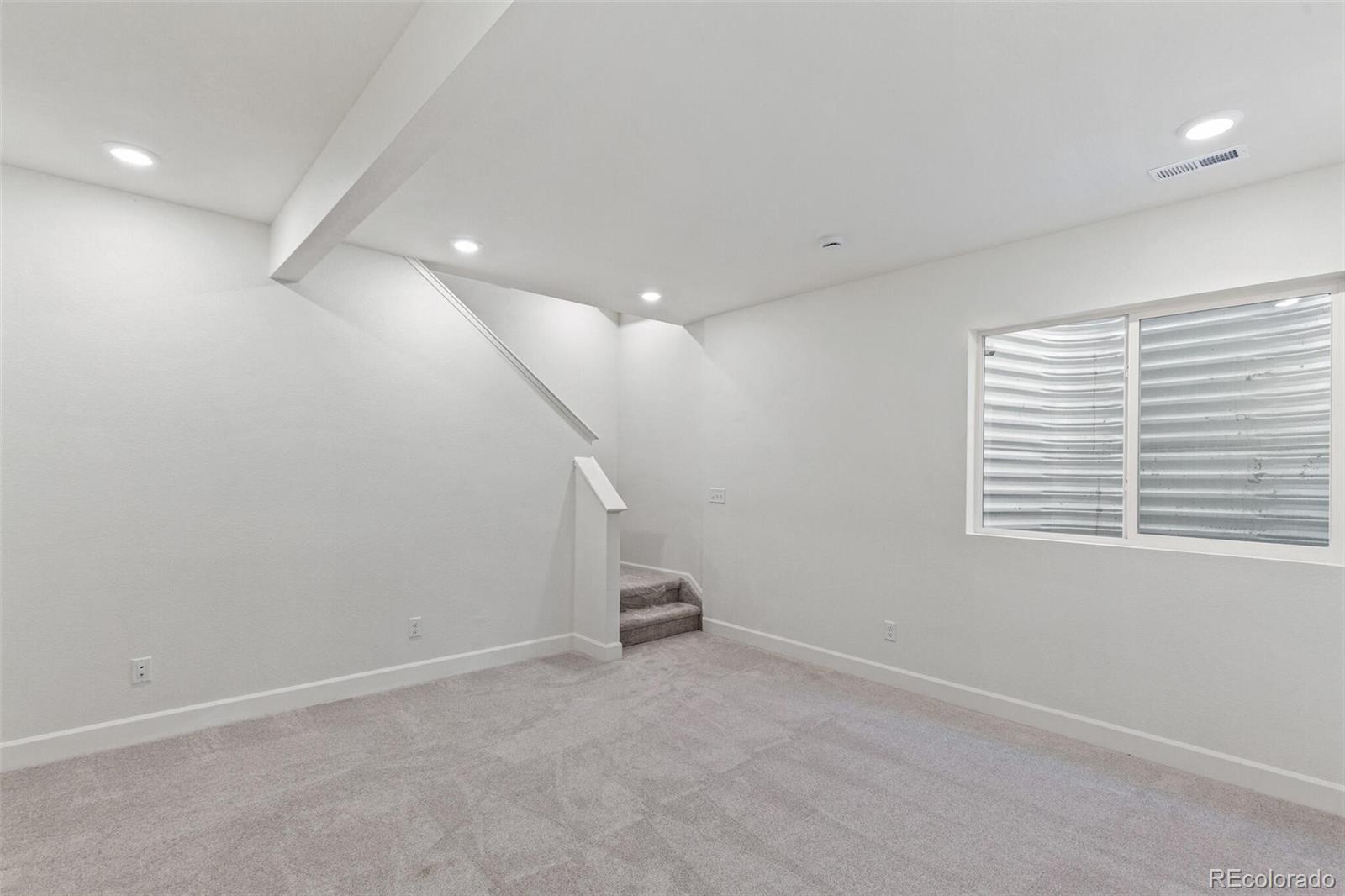 MLS Image #27 for 28616 e 6th place,watkins, Colorado