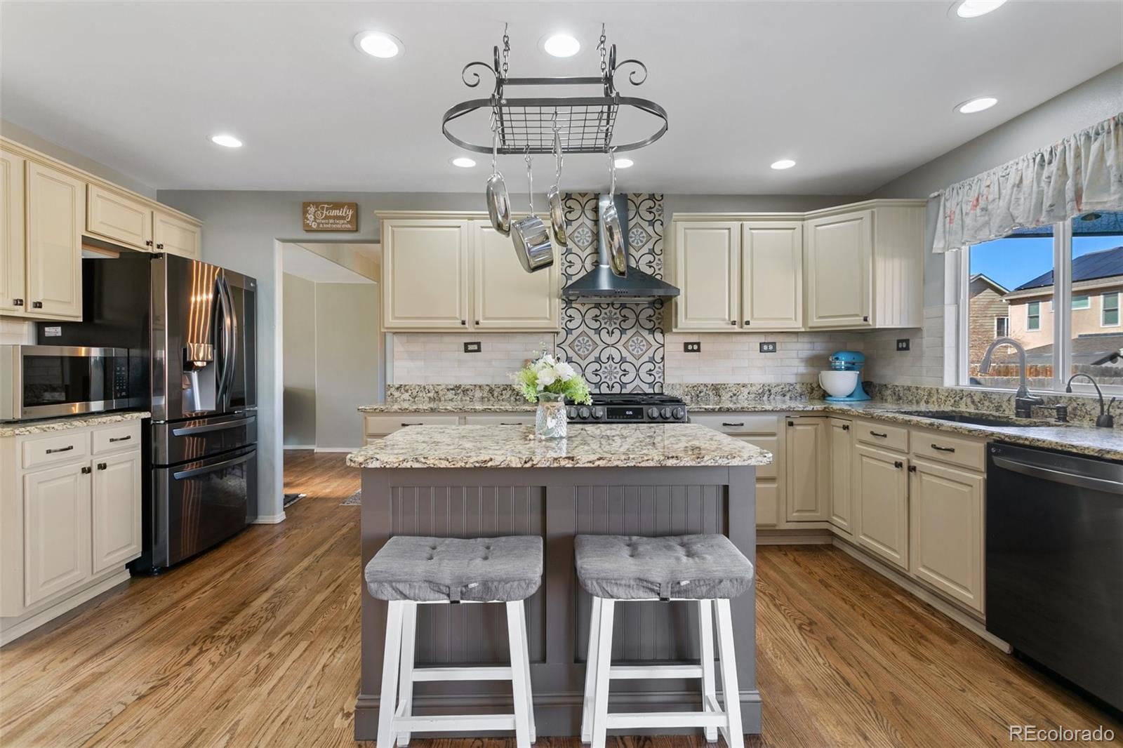MLS Image #6 for 7269  grand prairie drive,colorado springs, Colorado