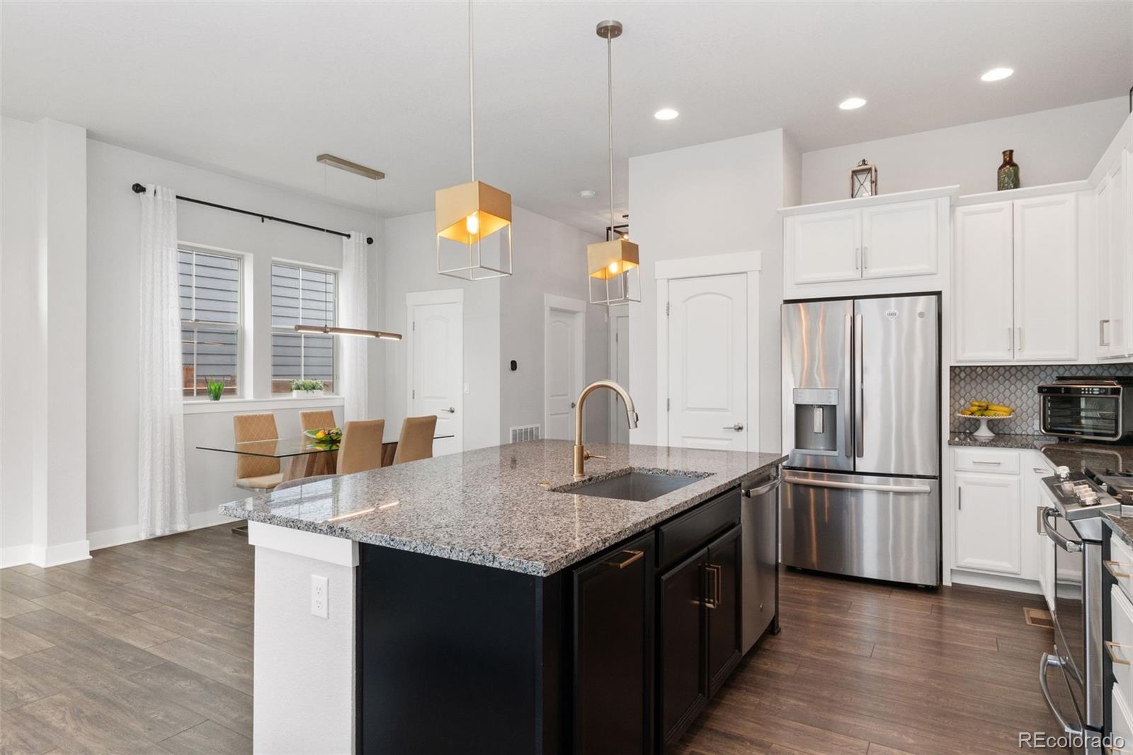 MLS Image #10 for 5715  boston street ,denver, Colorado