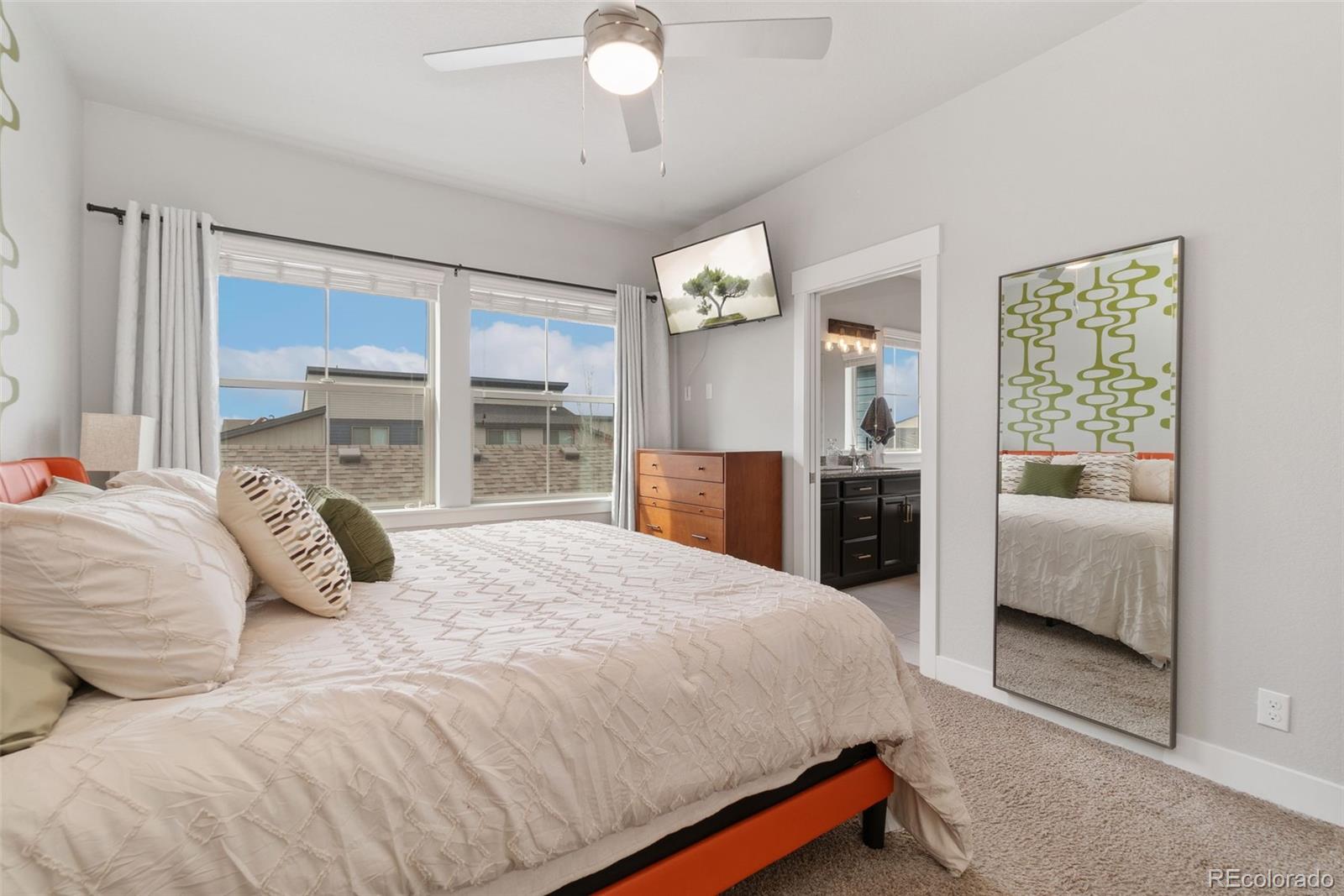 MLS Image #25 for 5715  boston street ,denver, Colorado