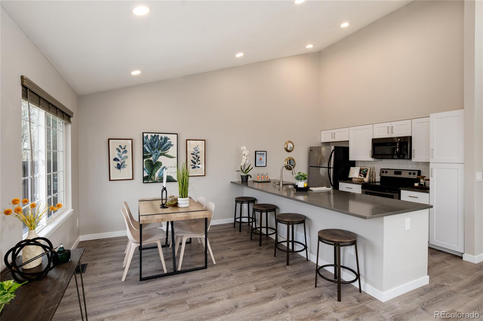MLS Image #5 for 1470 s quebec way,denver, Colorado
