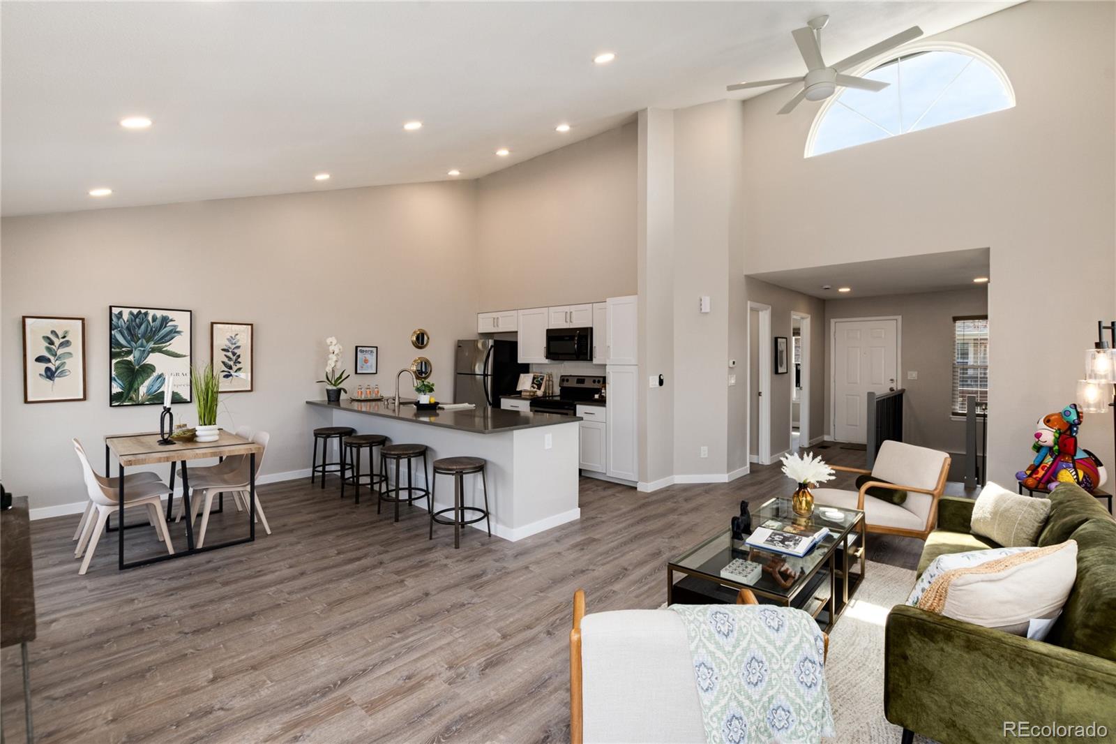 MLS Image #8 for 1470 s quebec way,denver, Colorado