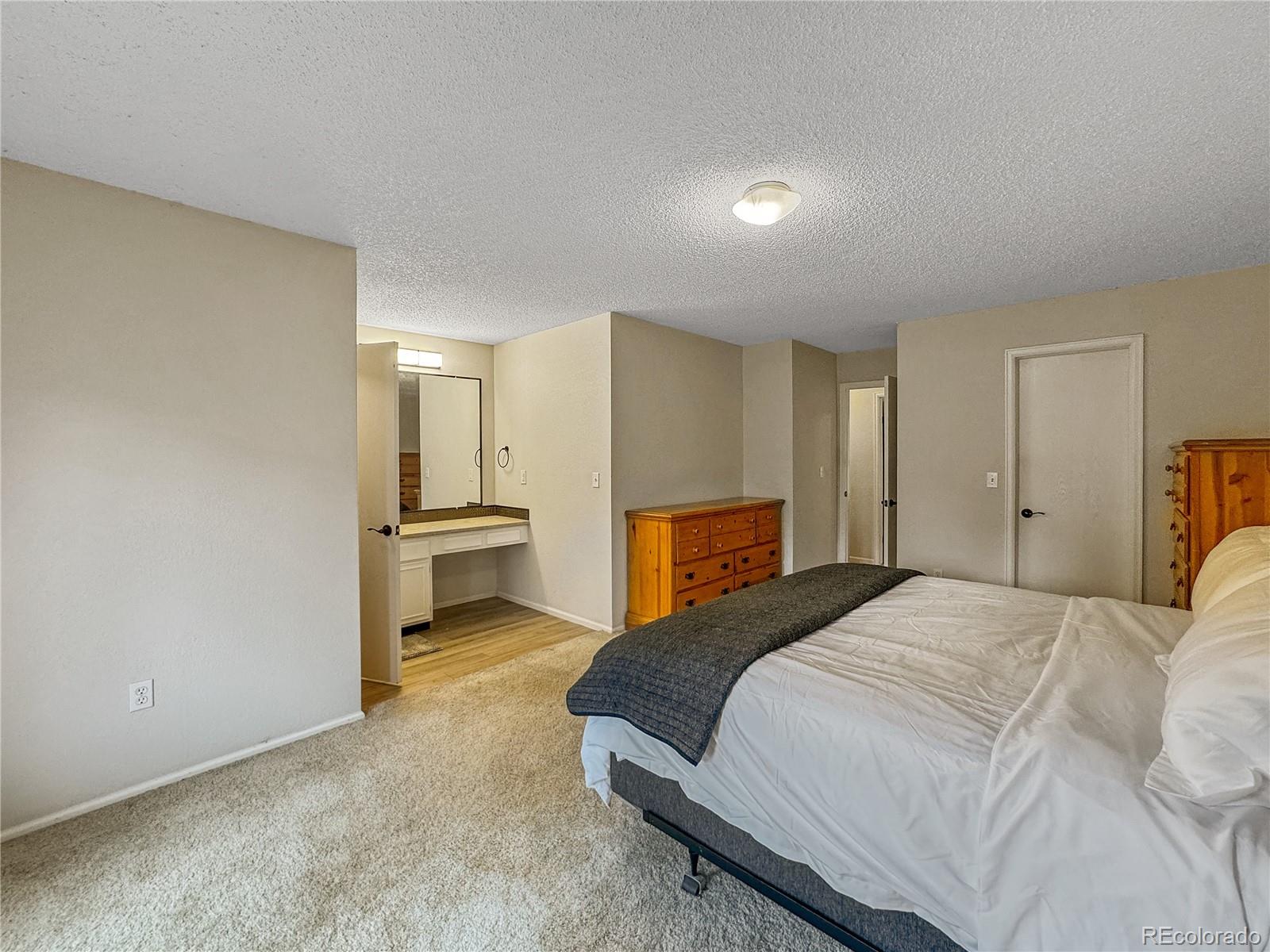 MLS Image #11 for 17148 e evans drive,aurora, Colorado