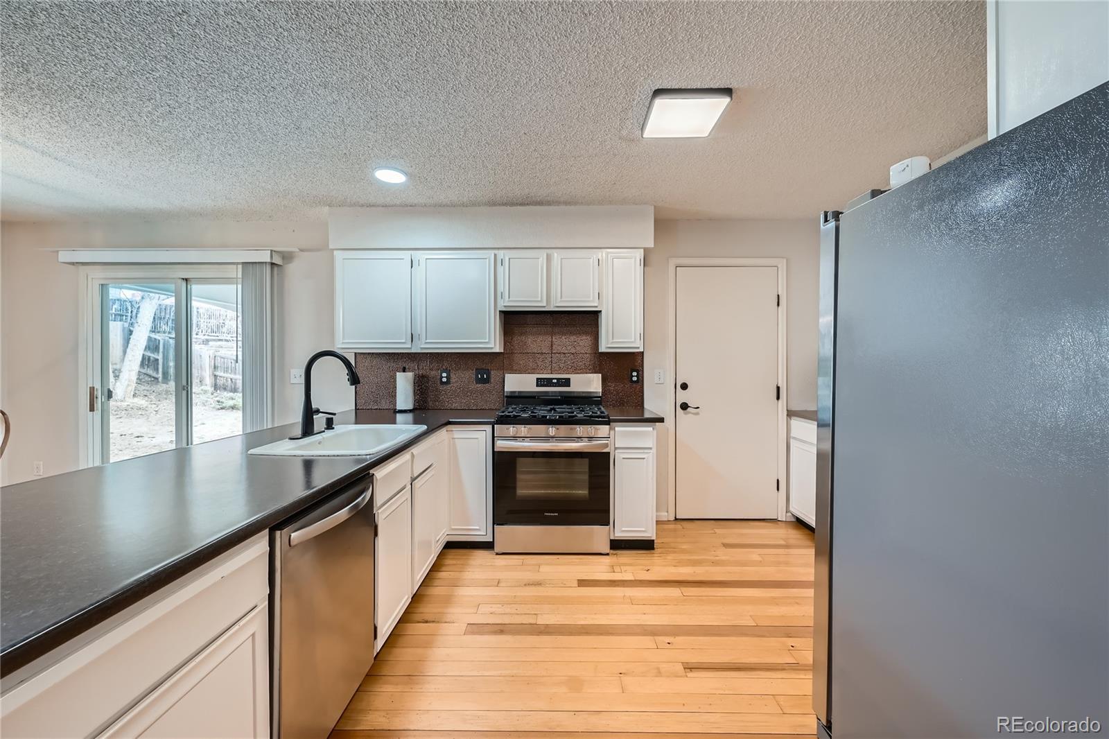 MLS Image #5 for 17148 e evans drive,aurora, Colorado