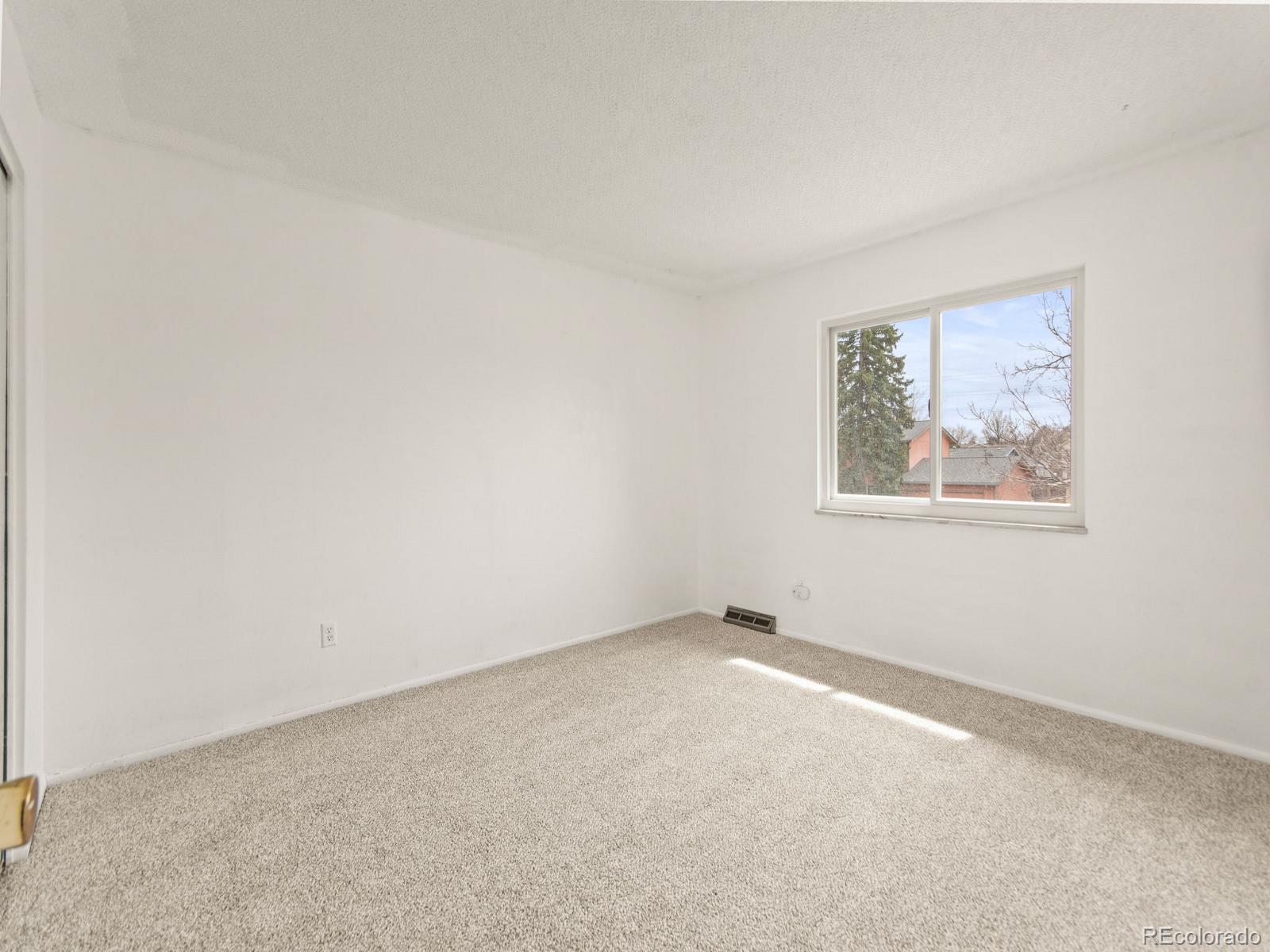 MLS Image #33 for 12019 e utah place,aurora, Colorado