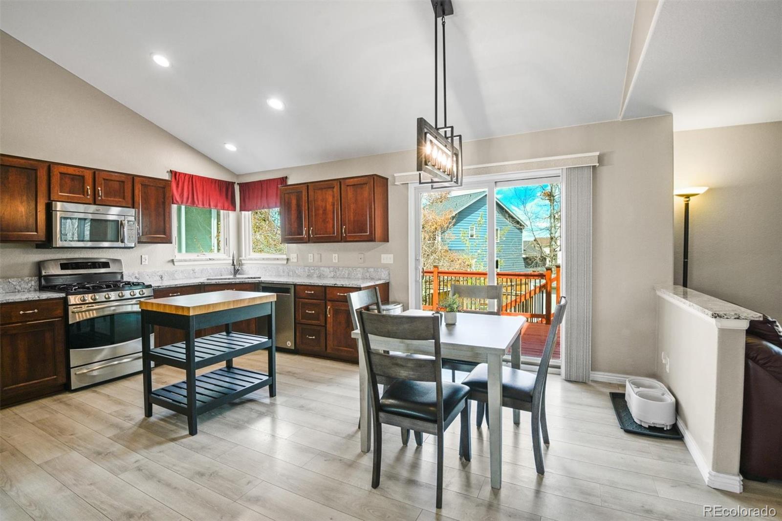 MLS Image #4 for 9976  deer creek street,highlands ranch, Colorado