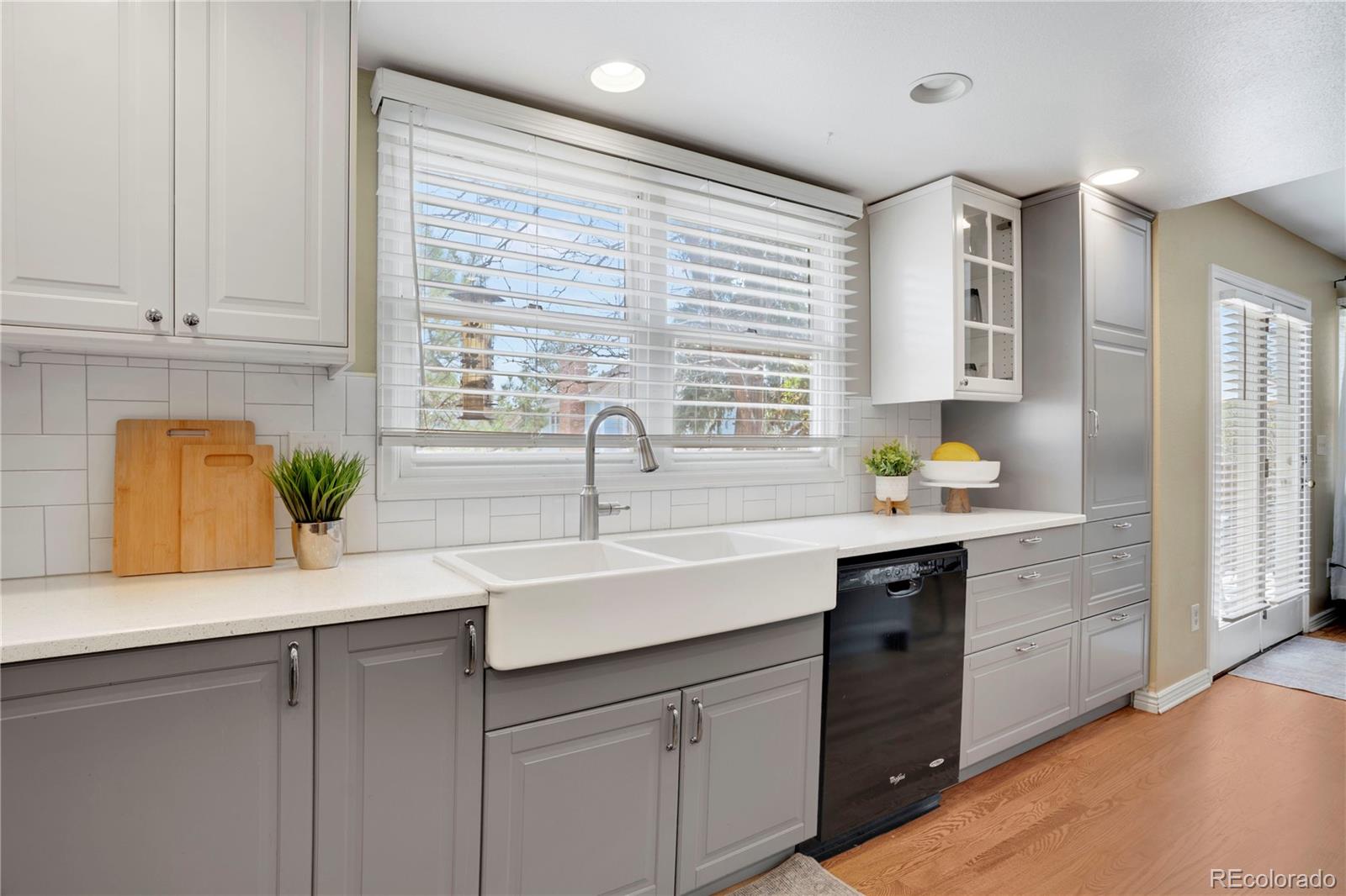 MLS Image #3 for 16750 e prentice avenue,centennial, Colorado
