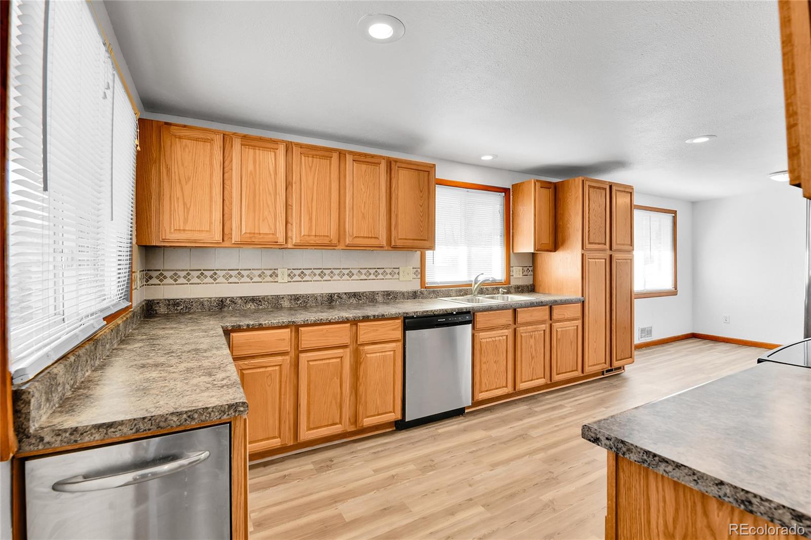 MLS Image #17 for 363 s owens street,byers, Colorado