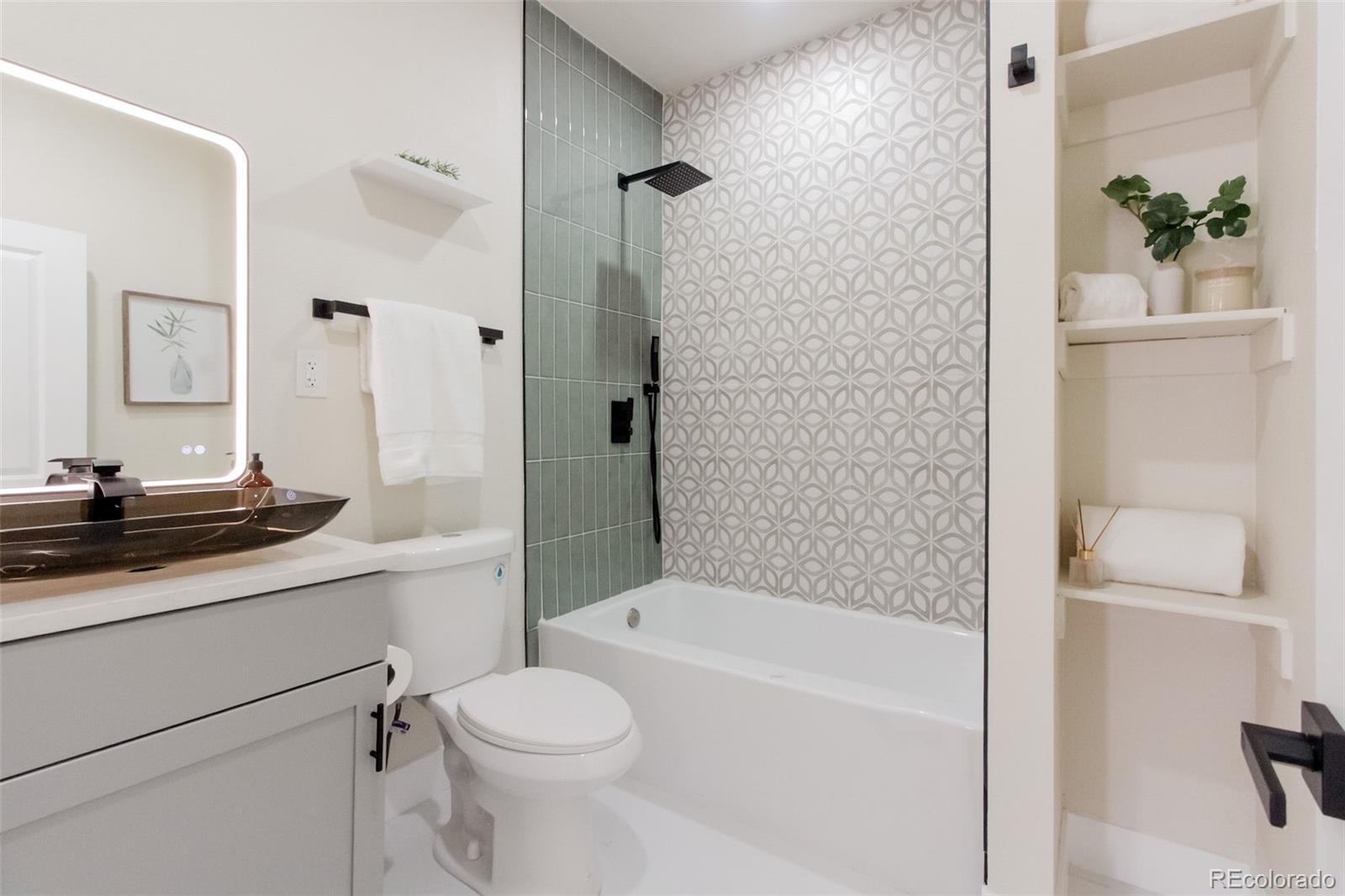MLS Image #13 for 3779 s cherokee street,englewood, Colorado
