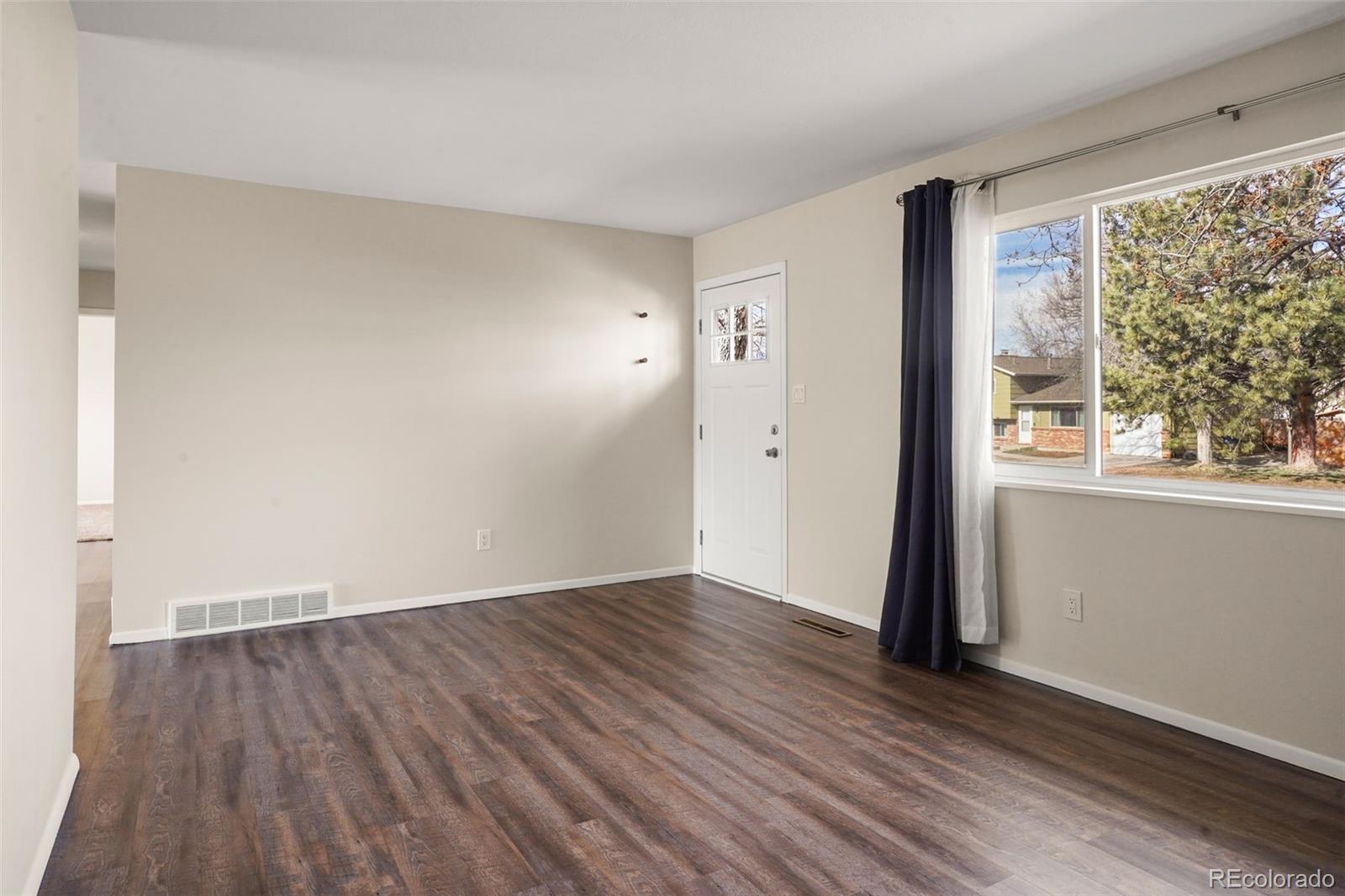 MLS Image #7 for 4730  shadowglen drive ,colorado springs, Colorado