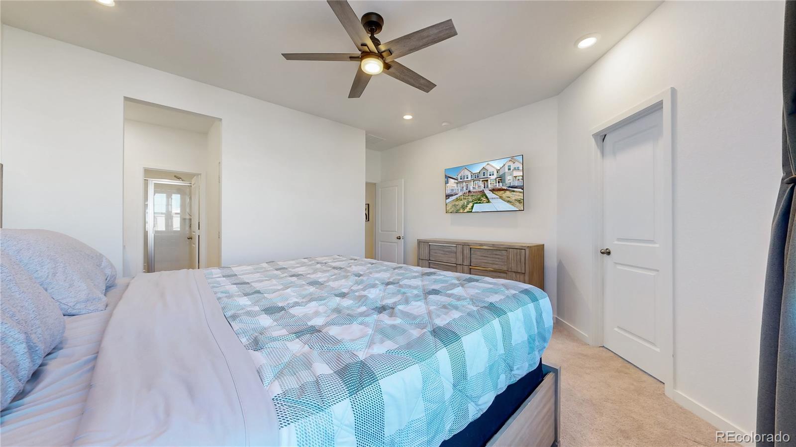 MLS Image #10 for 720 n bersshine court,watkins, Colorado