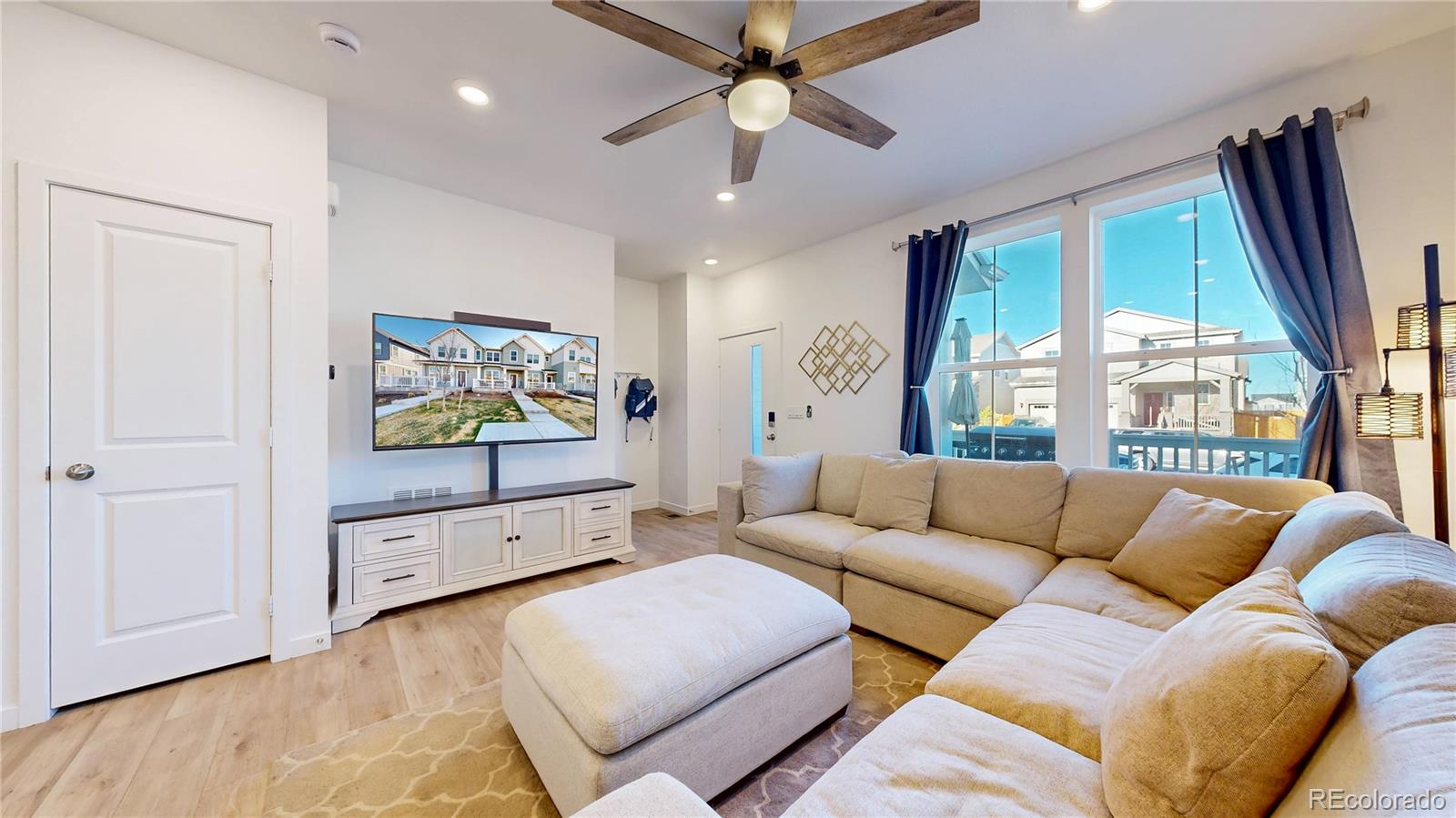 MLS Image #2 for 720 n bersshine court,watkins, Colorado