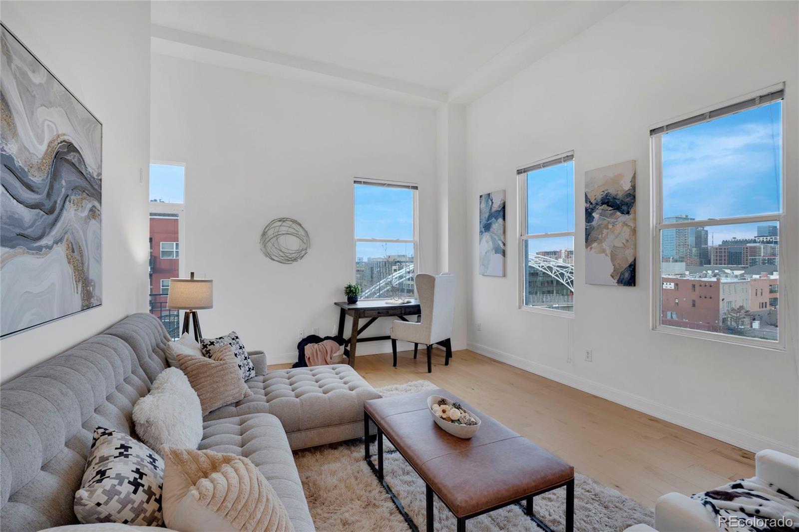 MLS Image #10 for 1521  central street 3c,denver, Colorado