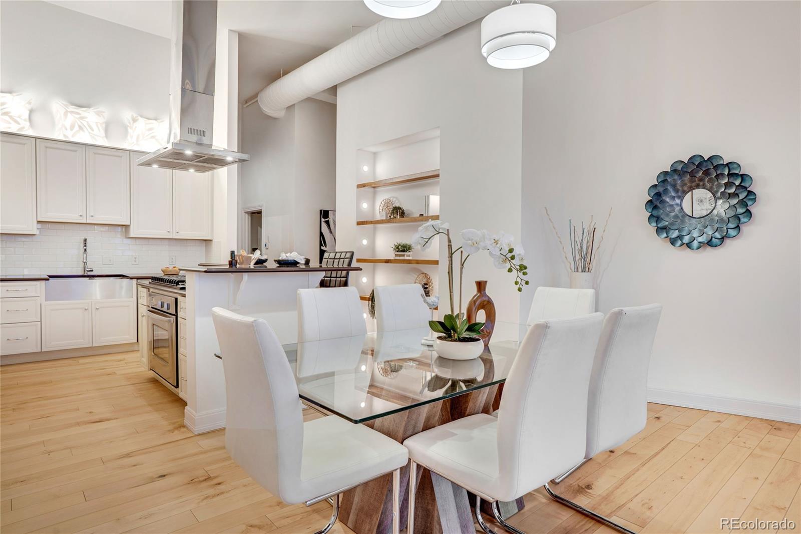 MLS Image #4 for 1521  central street 3c,denver, Colorado