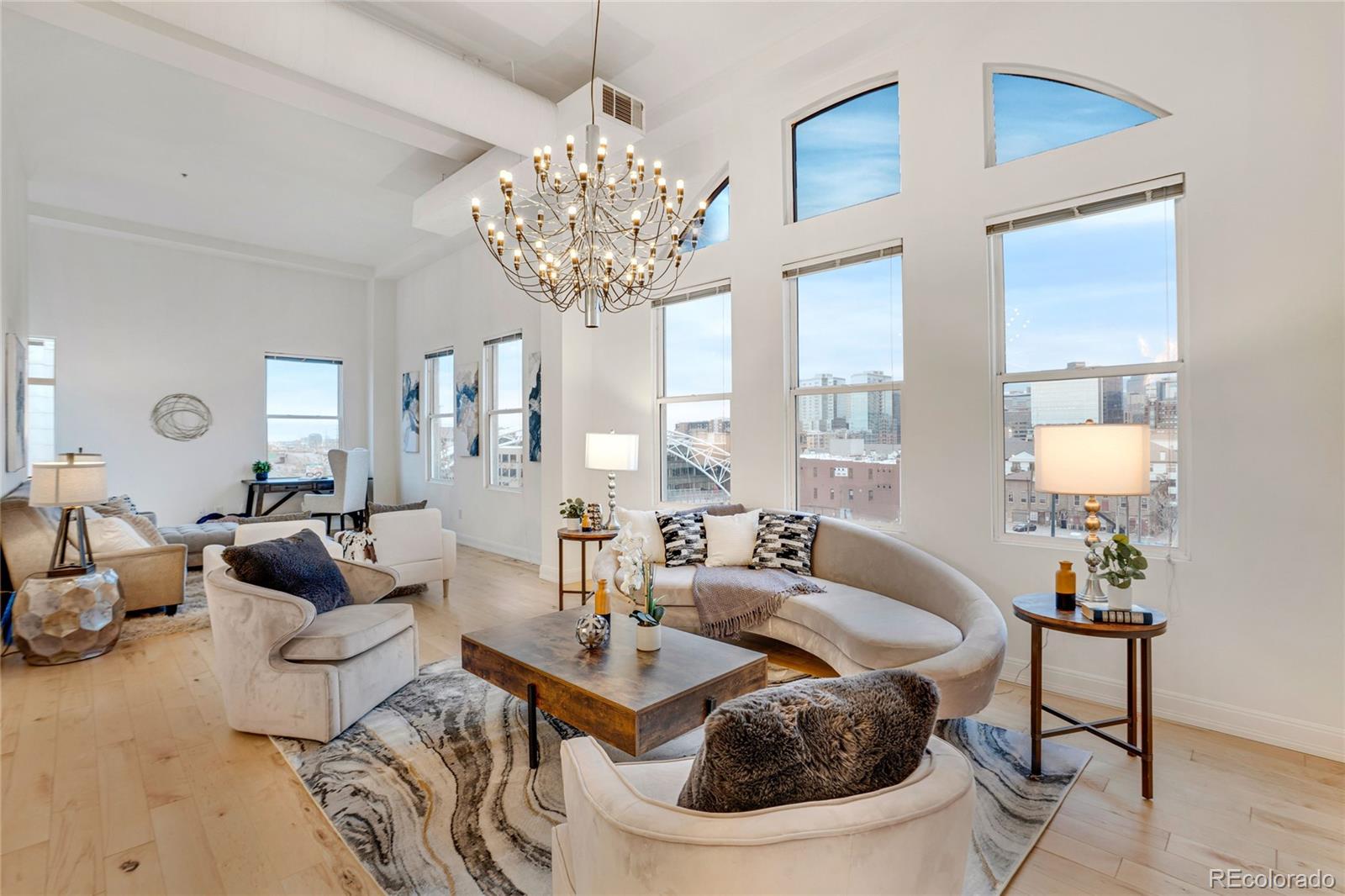 MLS Image #7 for 1521  central street 3c,denver, Colorado