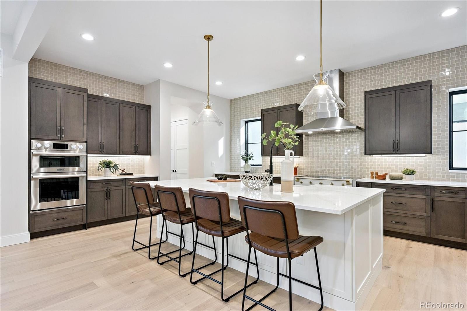 MLS Image #17 for 1679  bellaire street,denver, Colorado