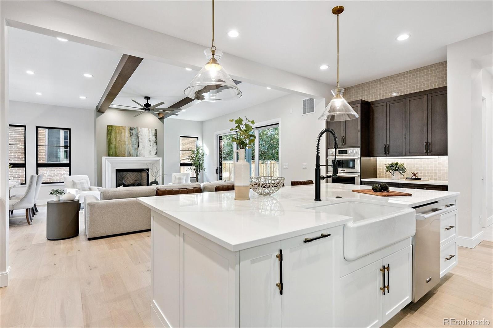 MLS Image #19 for 1679  bellaire street,denver, Colorado