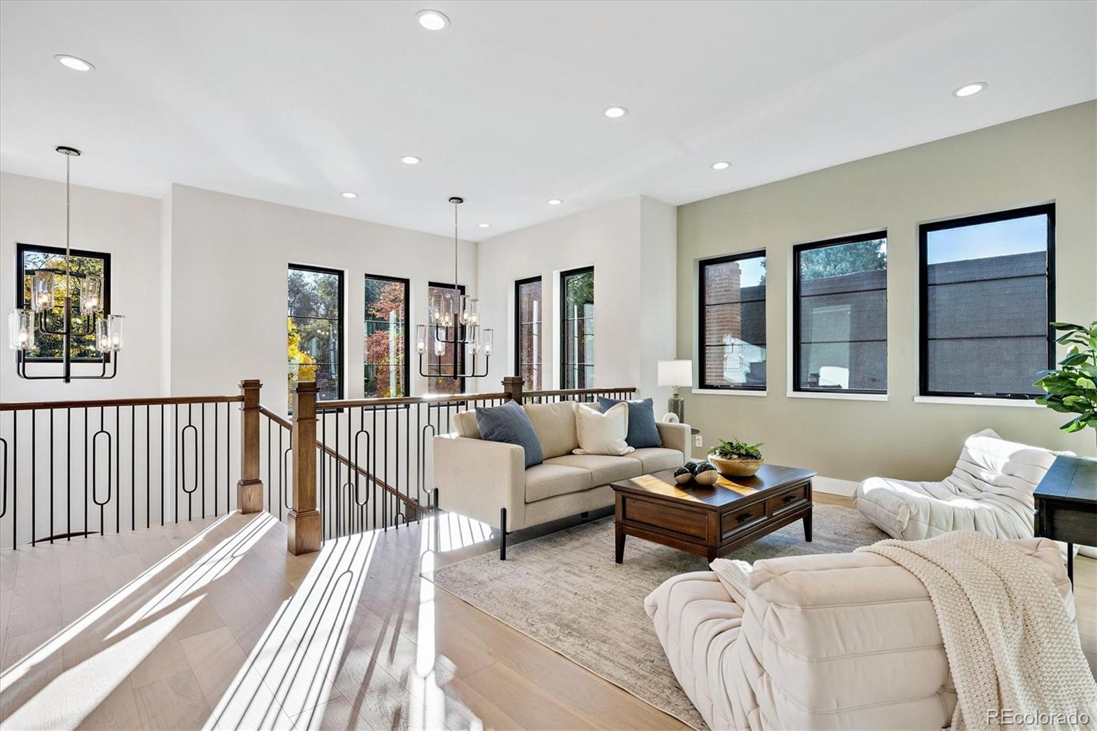 MLS Image #22 for 1679  bellaire street,denver, Colorado