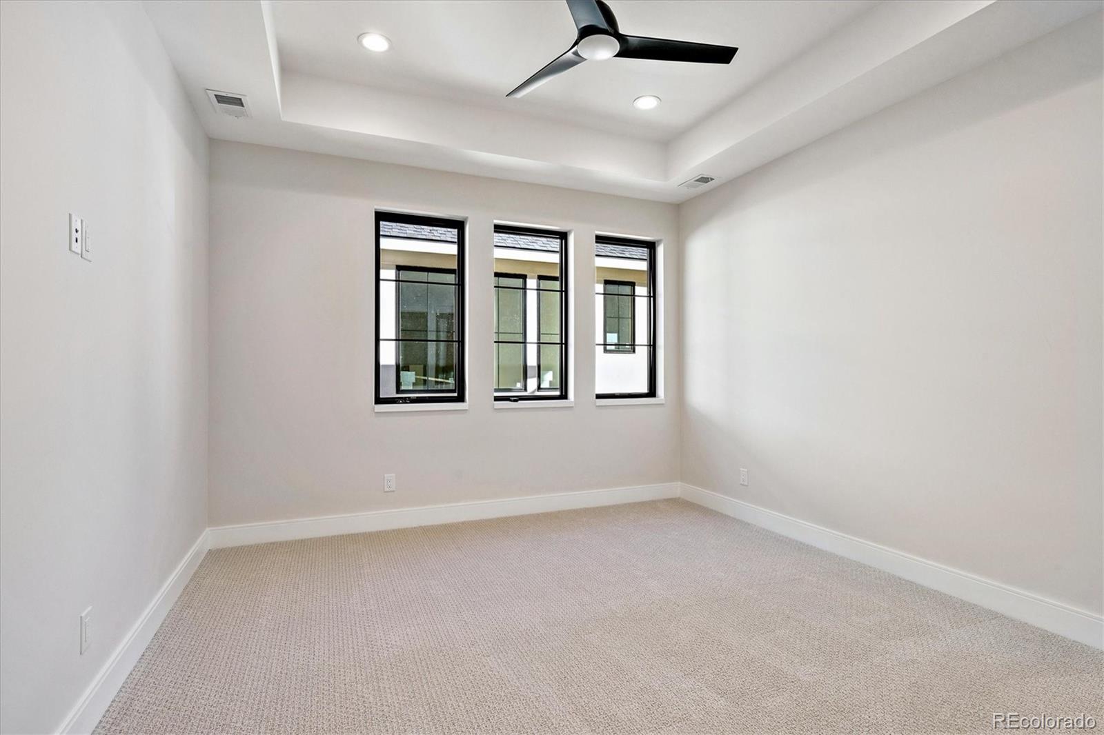 MLS Image #29 for 1679  bellaire street,denver, Colorado