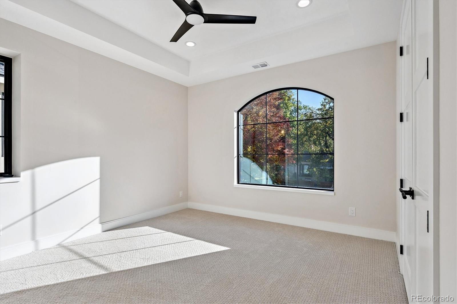 MLS Image #31 for 1679  bellaire street,denver, Colorado