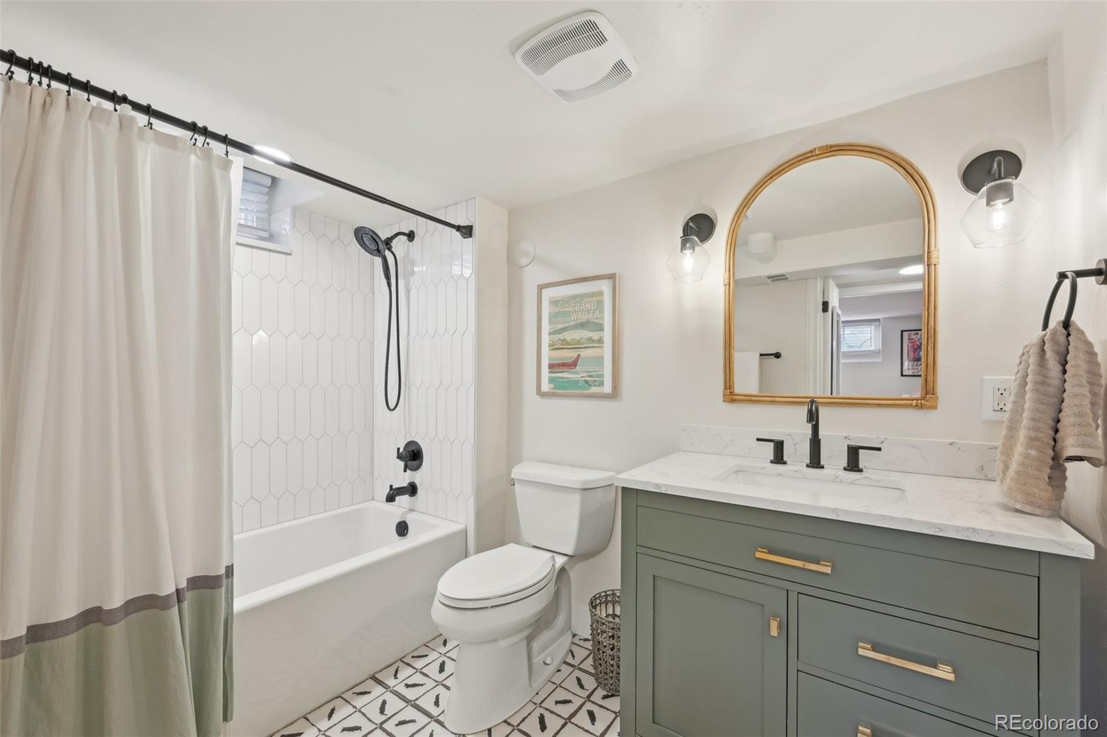 MLS Image #28 for 2830  forest street,denver, Colorado