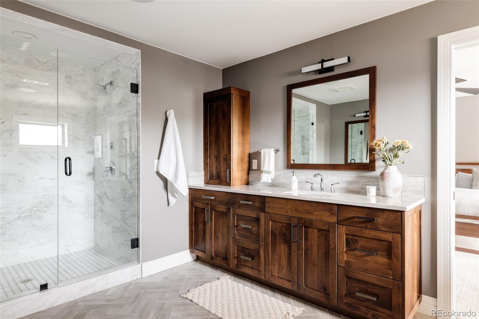 MLS Image #18 for 1375 s clayton street,denver, Colorado