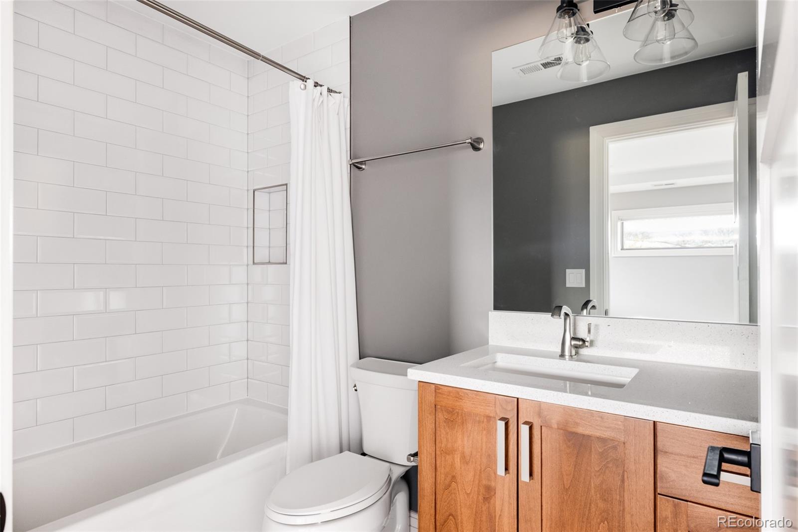 MLS Image #27 for 1375 s clayton street,denver, Colorado