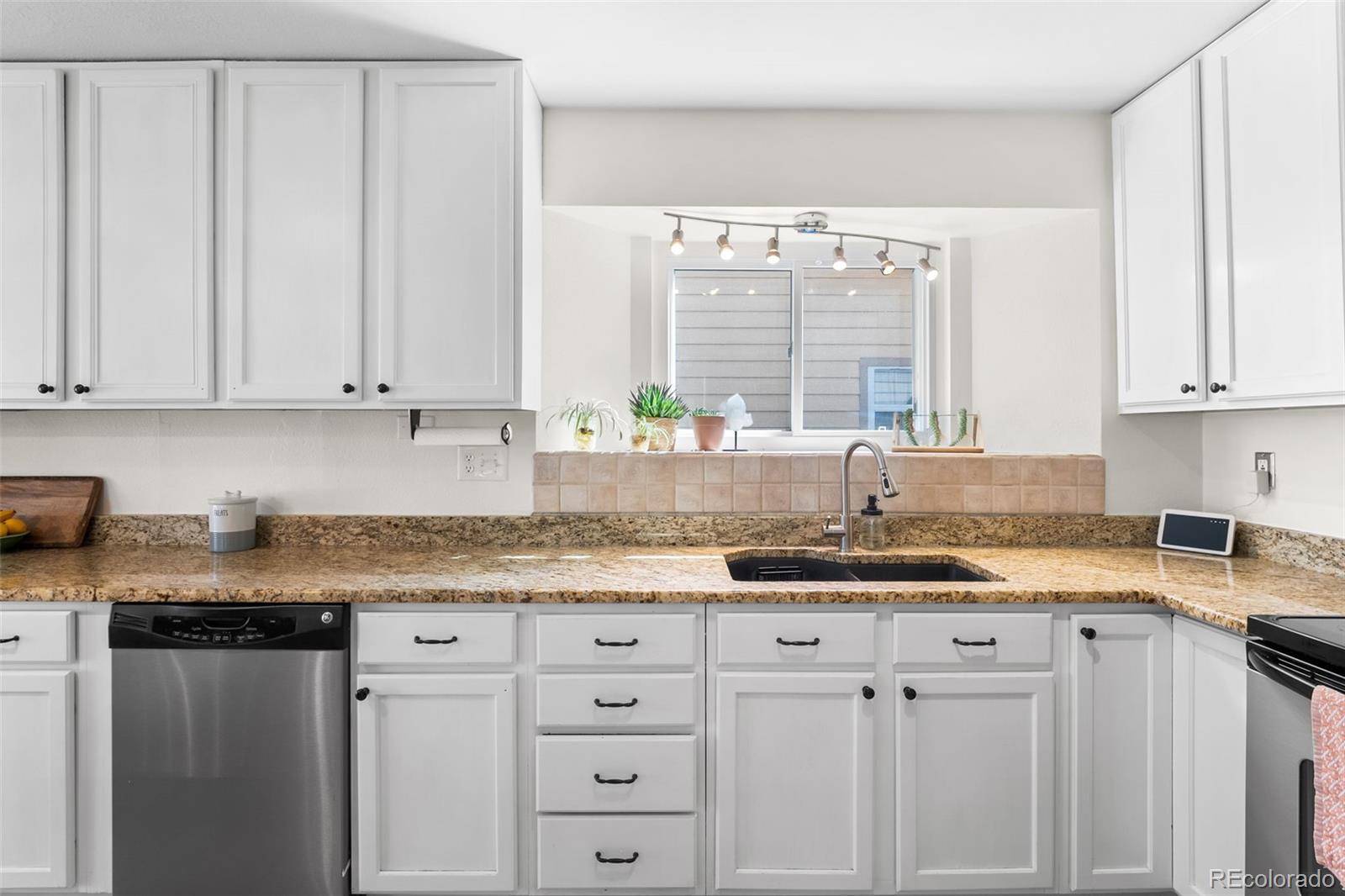 MLS Image #10 for 6789 w oregon avenue,lakewood, Colorado