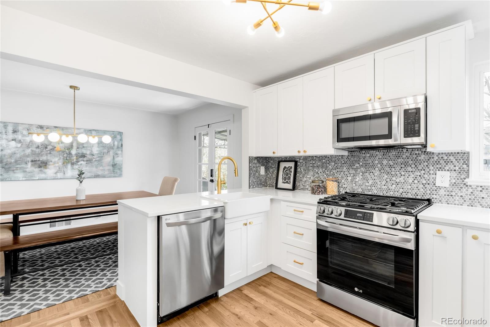 MLS Image #13 for 730  dahlia street,denver, Colorado