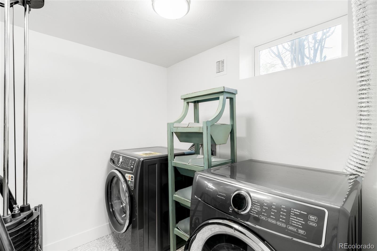 MLS Image #30 for 730  dahlia street,denver, Colorado