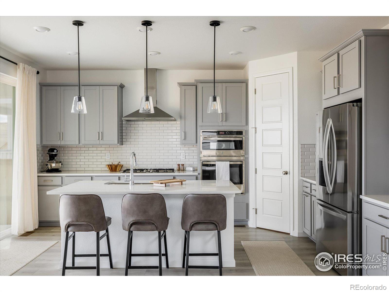 MLS Image #11 for 16568 w 92nd place,arvada, Colorado