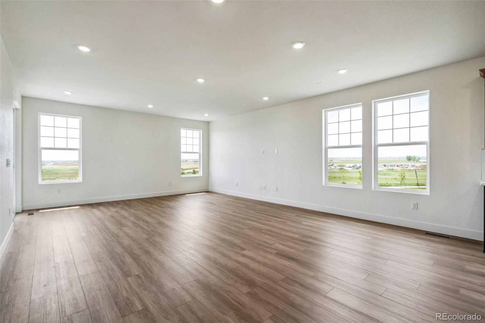 MLS Image #6 for 6384 e 154th place,thornton, Colorado