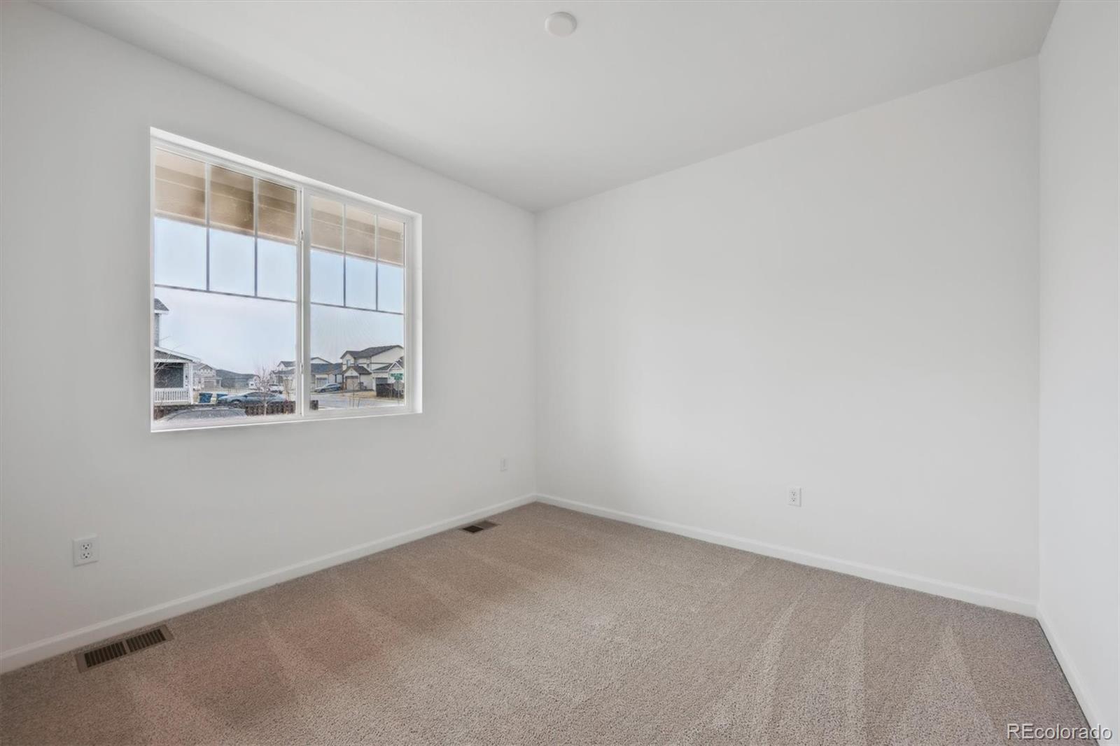 MLS Image #7 for 9682  cathay street,commerce city, Colorado