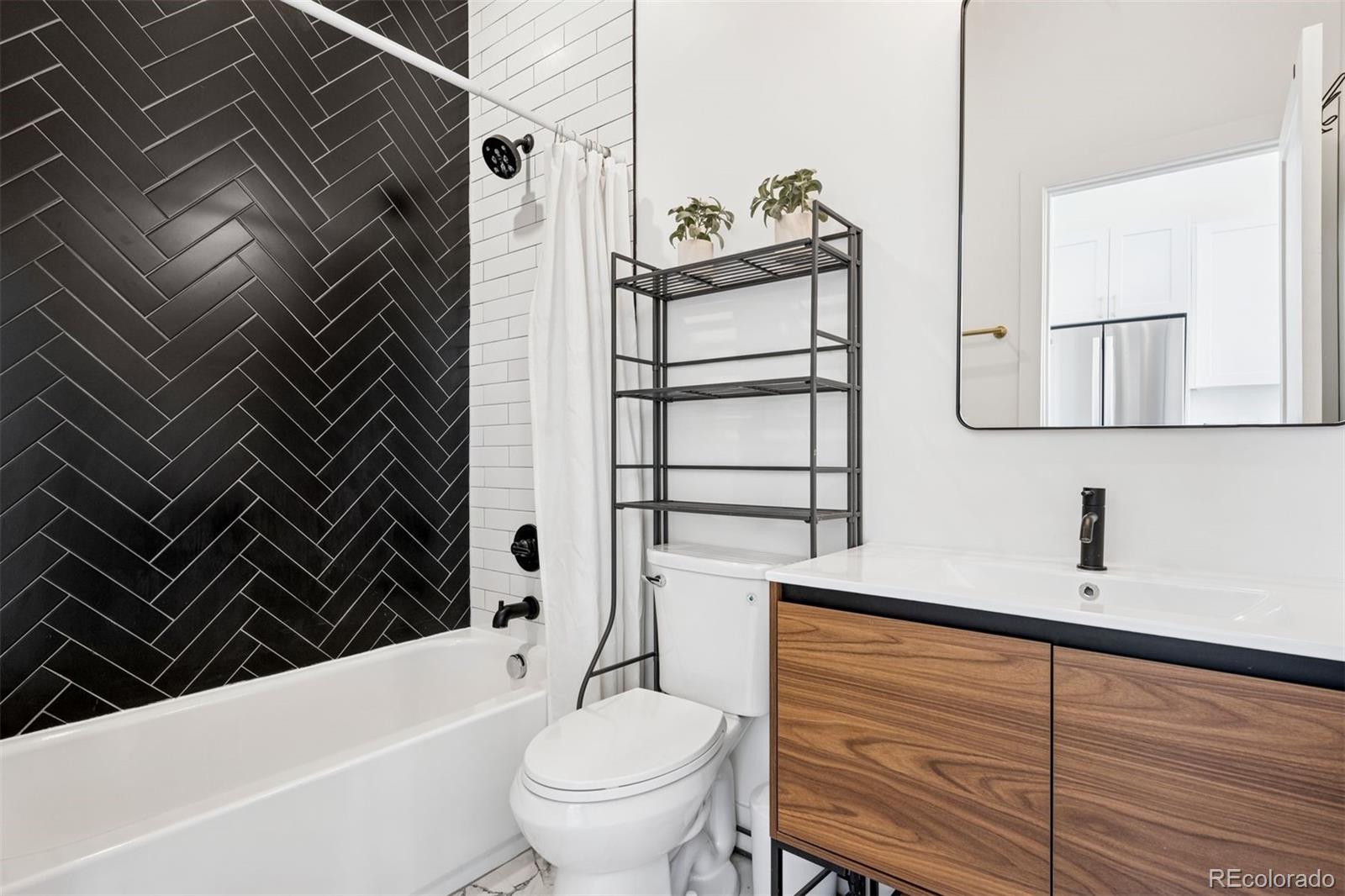MLS Image #23 for 801 e 22nd avenue,denver, Colorado