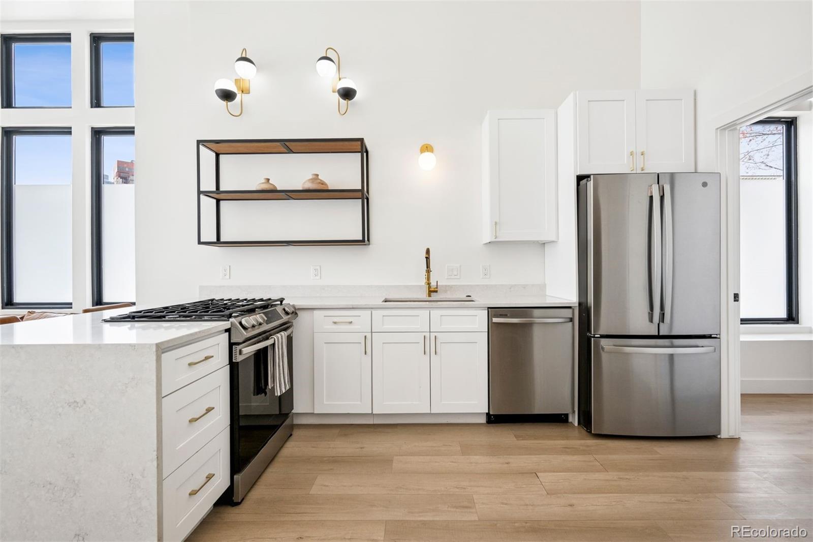 MLS Image #9 for 801 e 22nd avenue,denver, Colorado