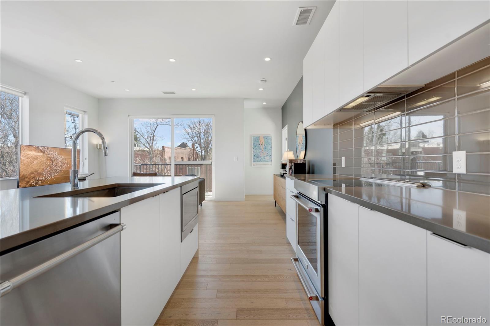 MLS Image #9 for 1300 n ogden street,denver, Colorado