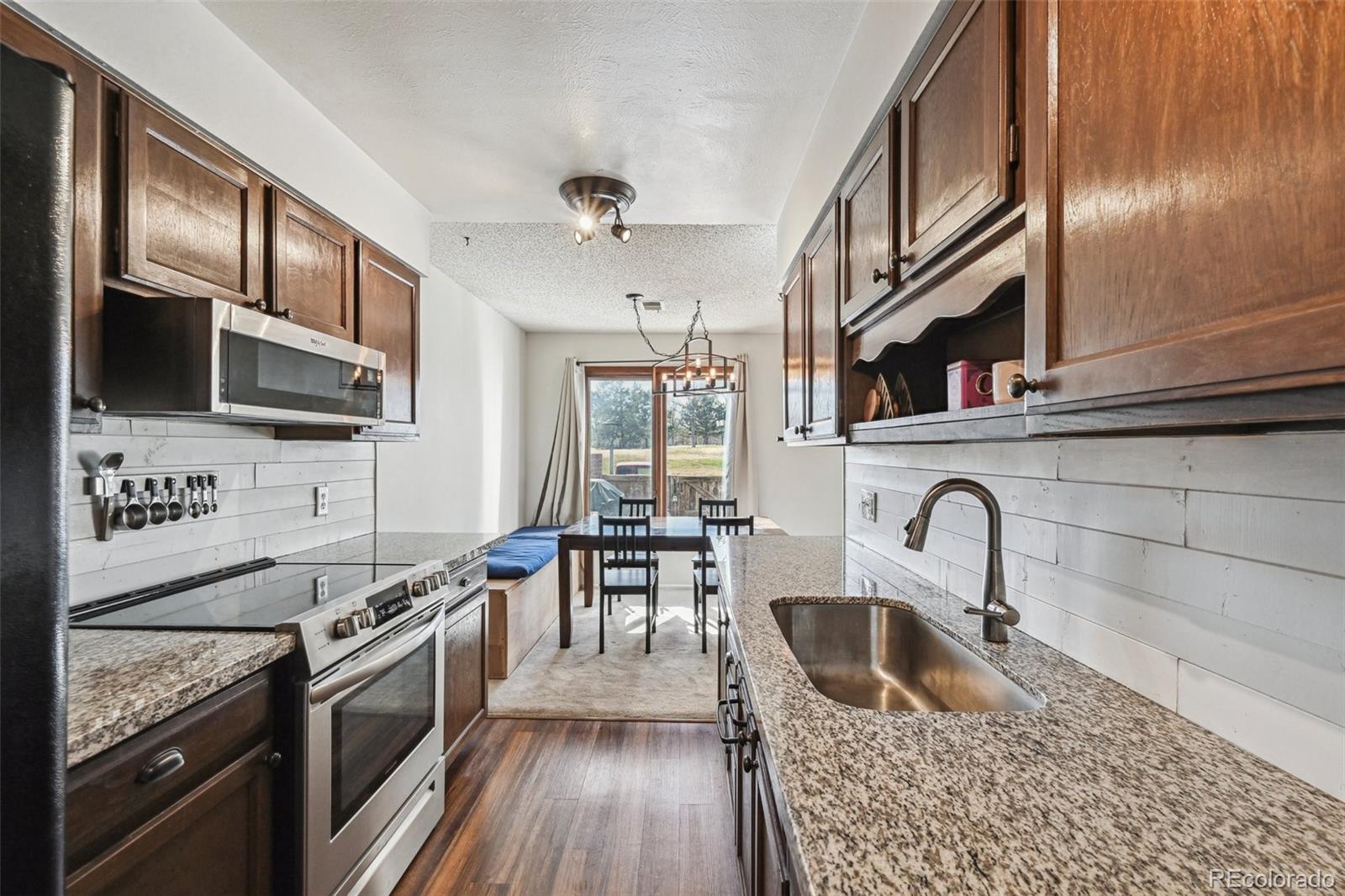 MLS Image #11 for 2010 w 101st avenue,thornton, Colorado