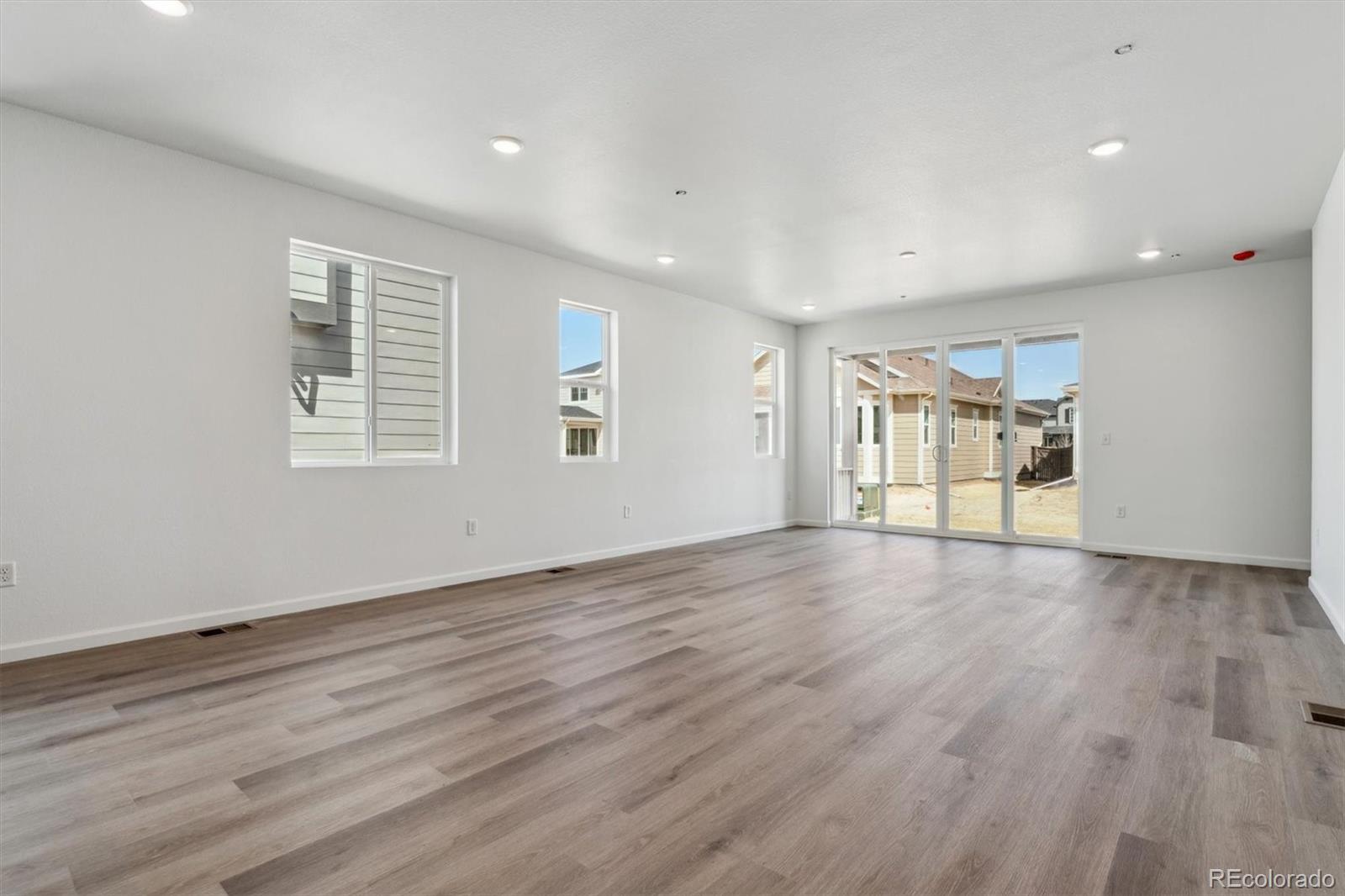 MLS Image #7 for 9662  cathay street,commerce city, Colorado