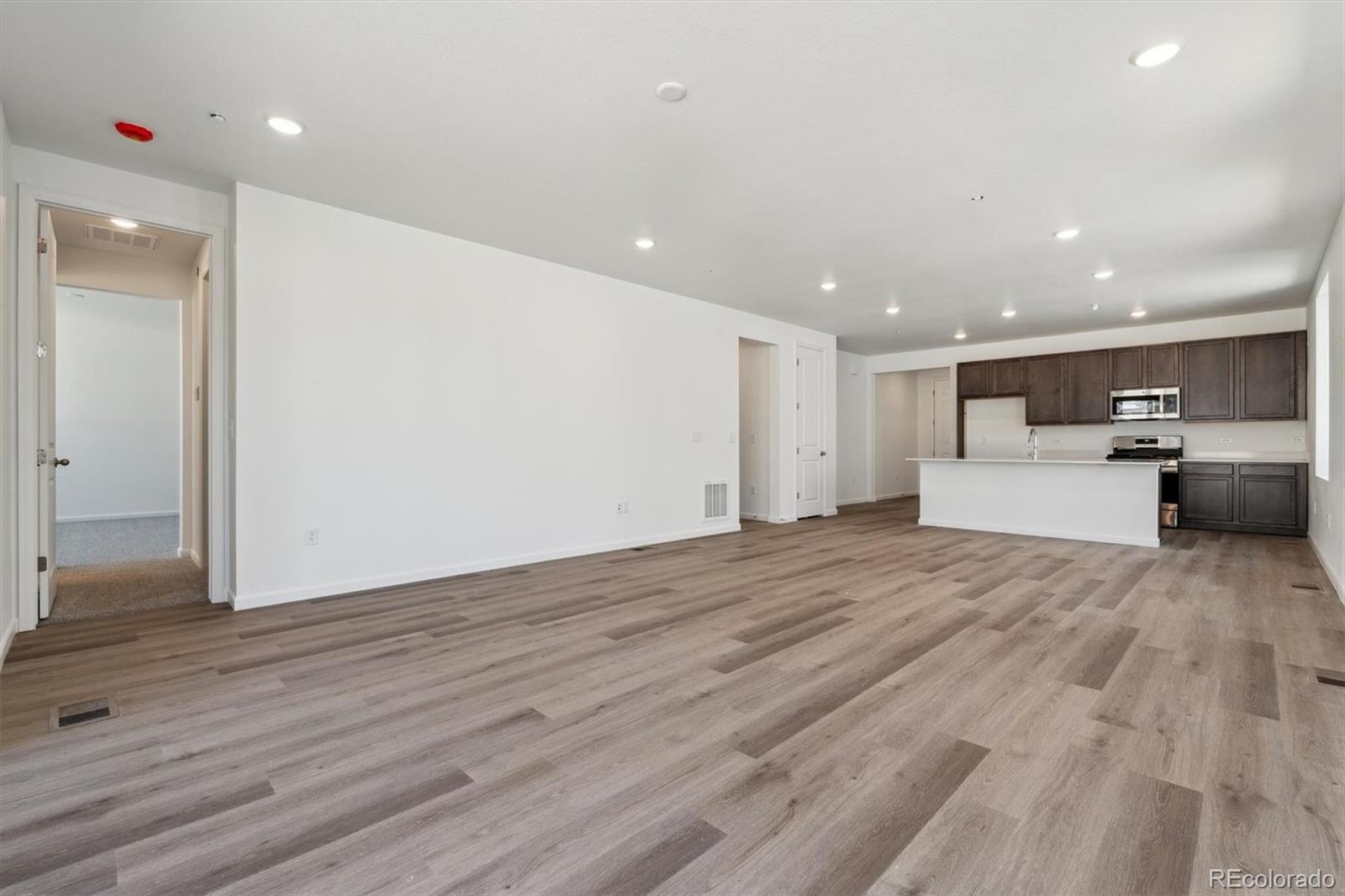 MLS Image #9 for 9662  cathay street,commerce city, Colorado