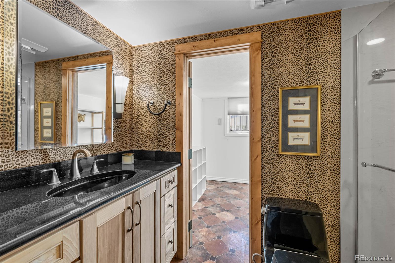 MLS Image #15 for 2876 s fenton street,denver, Colorado