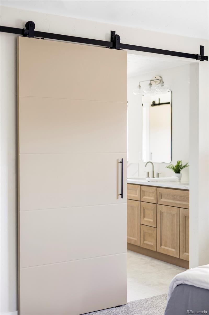MLS Image #23 for 3100 s holly place,denver, Colorado