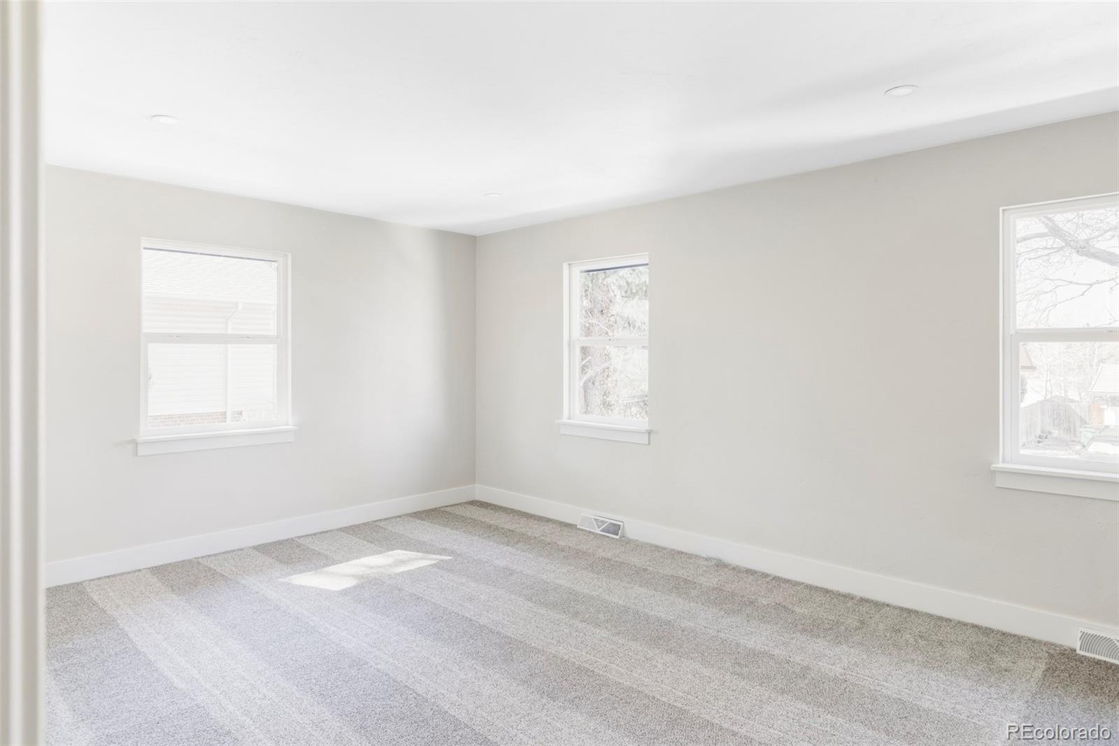 MLS Image #32 for 3100 s holly place,denver, Colorado