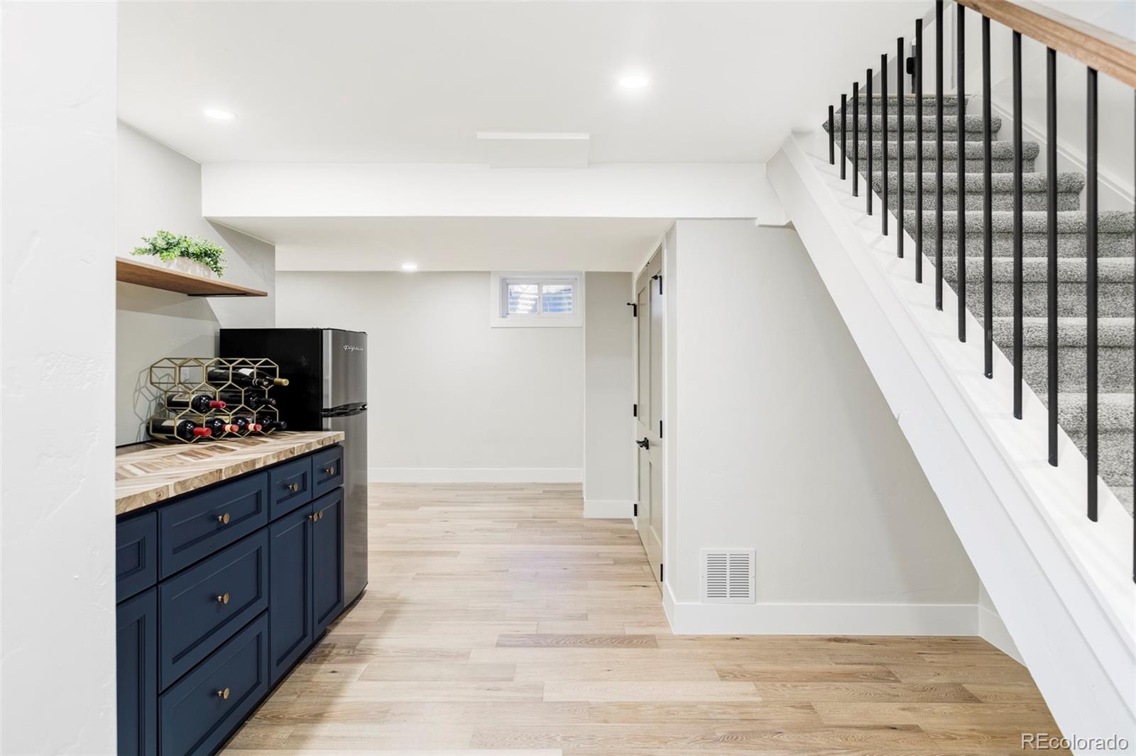 MLS Image #34 for 3100 s holly place,denver, Colorado