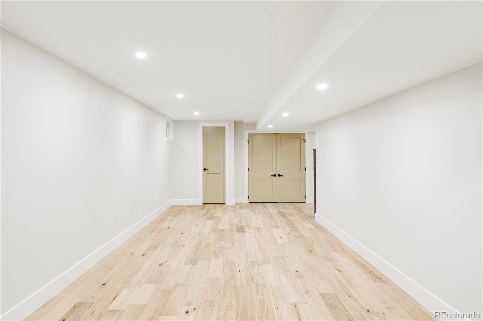 MLS Image #38 for 3100 s holly place,denver, Colorado