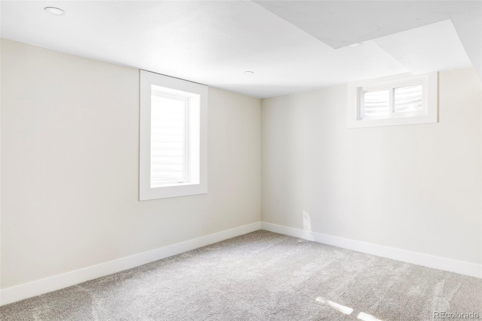 MLS Image #43 for 3100 s holly place,denver, Colorado