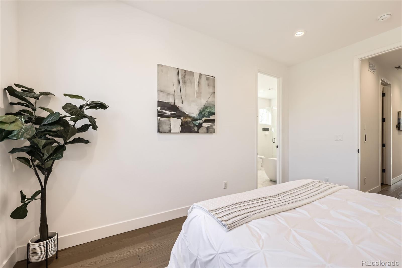 MLS Image #11 for 3701  lipan street,denver, Colorado