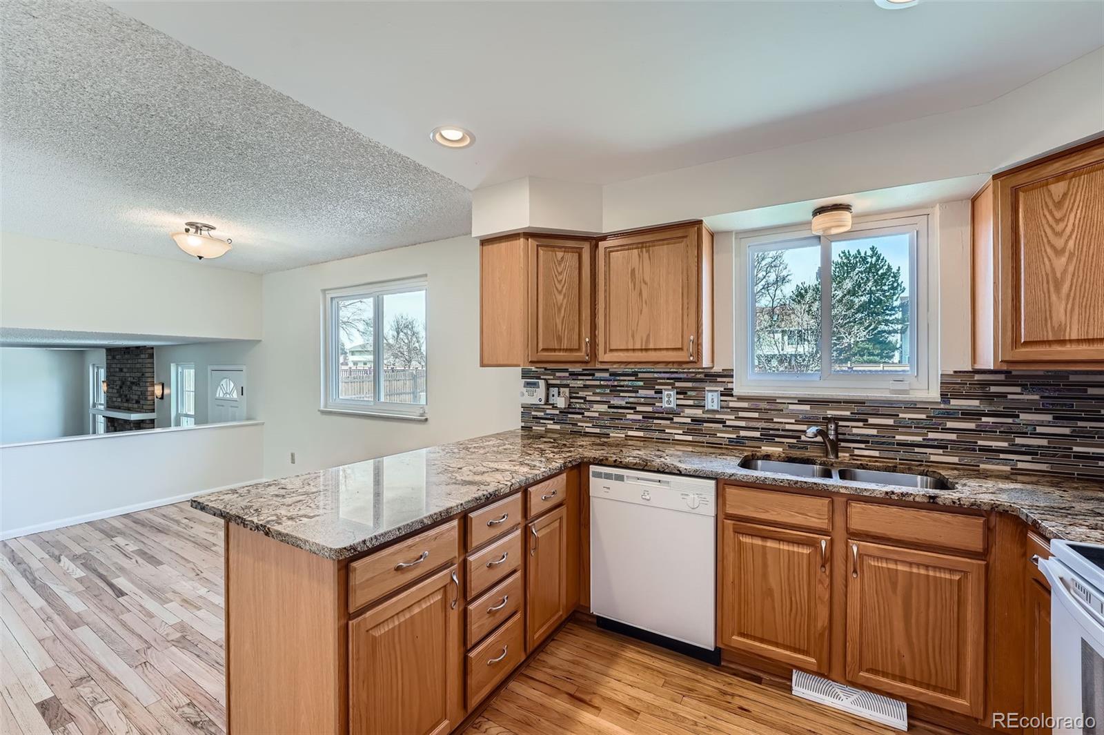 MLS Image #13 for 16946 e progress circle,centennial, Colorado